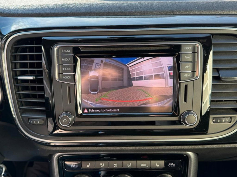 Volkswagen Coccinelle Cabriolet 1.2 TSI SOUND|XENON|FENDER|KAME 2018 - photo n°12 Volkswagen Coccinelle Cabriolet 1.2 TSI SOUND|XENON|FENDER|KAME  occasion à L'Union - photo n°12